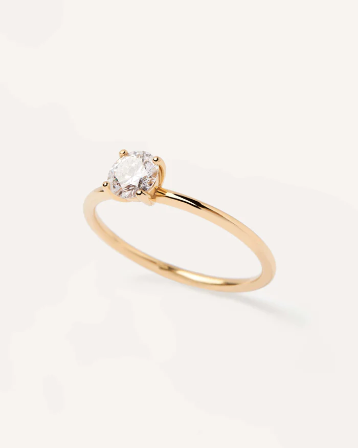 Anillo de oro con diamante minimalista de Pdpaola