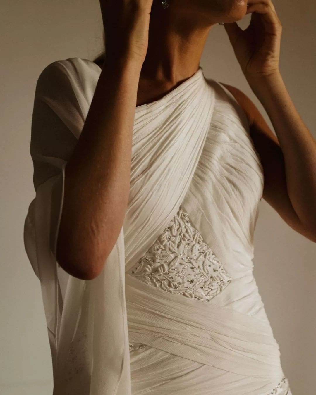 Vestido de novia de Inuñez Atelier que abraza una paleta de estilos.