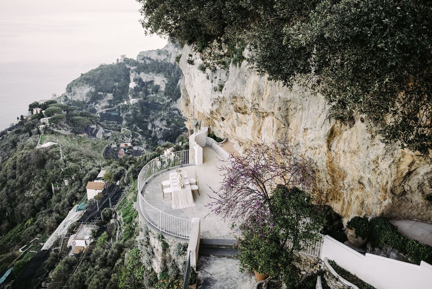 Terraza en el Acantilado de Villa La Rondinaia